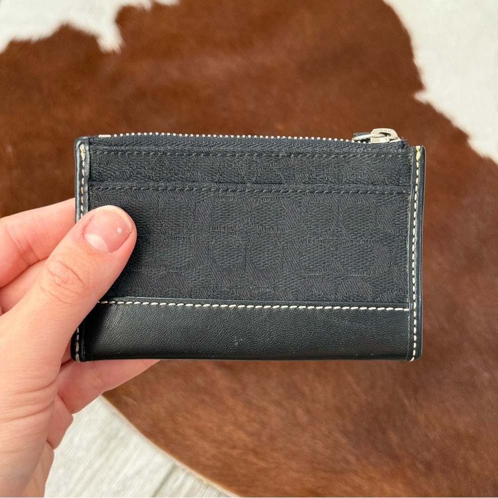 Coach Signature black jacquard and leather coin case with a key ring - Picture 2 of 3